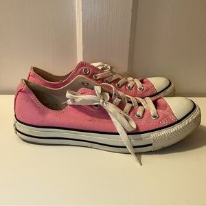 💖EUC💖 Pink Converse
